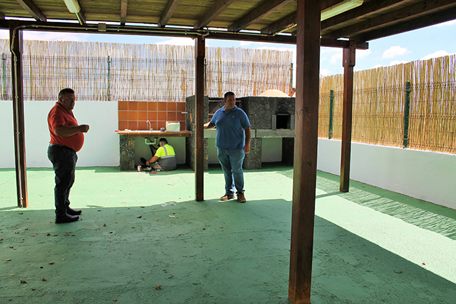 The Town Hall of Antigua Implements Improvements at the Old Durazno School The Town Hall of Antigua Implements Improvements at the Old Durazno School